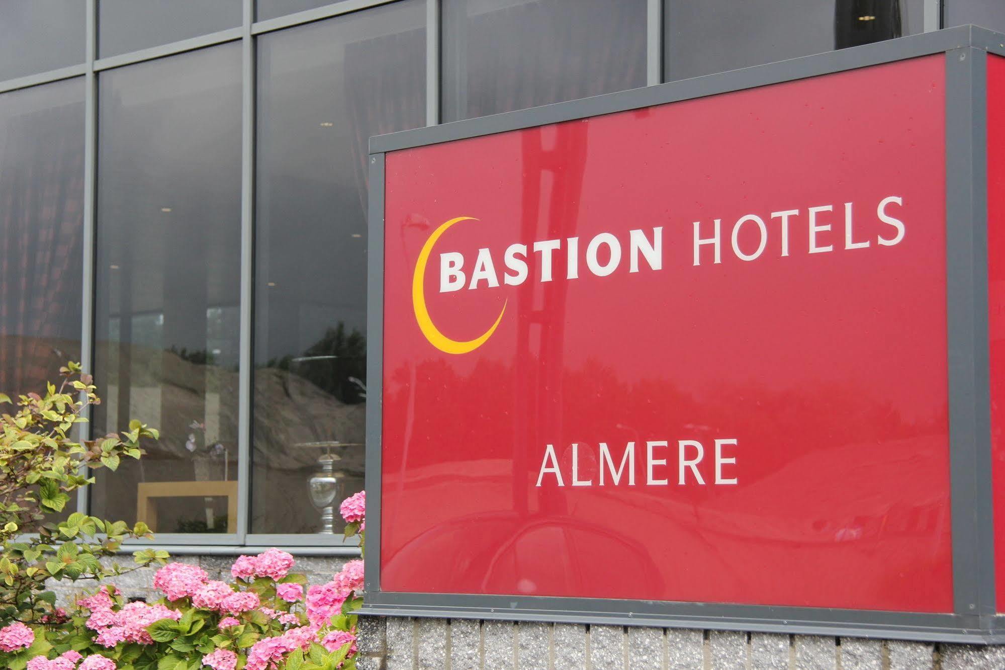 Bastion Hotel Almere Exterior photo